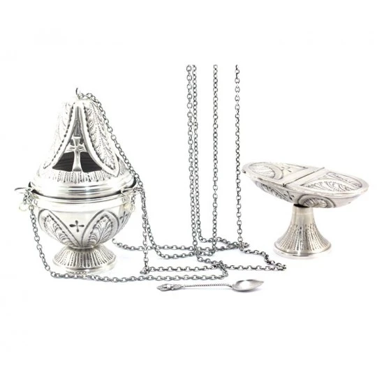 Turibolo Con Navetta In Ottone Cesellato Foglie 21 Cm